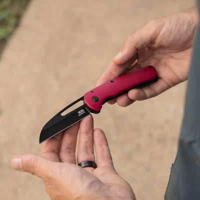 *NEW* Escape FL - Red